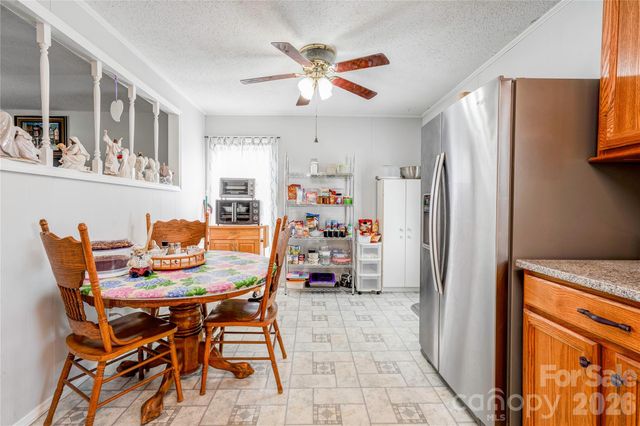 425 Farmview Drive, Gastonia, NC 28056