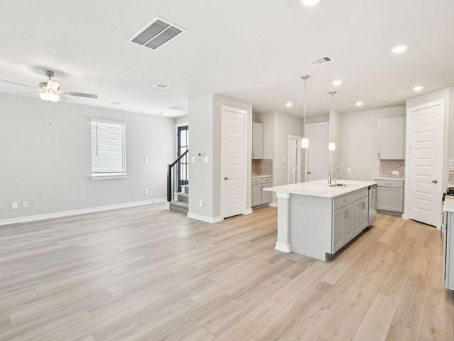 709 Sand Dollar Drive, Kemah, TX 77565