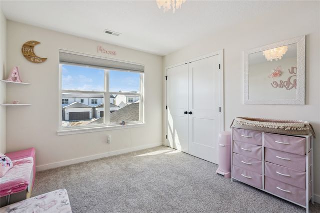 1206 E 28th Street, Norwalk, IA 50211