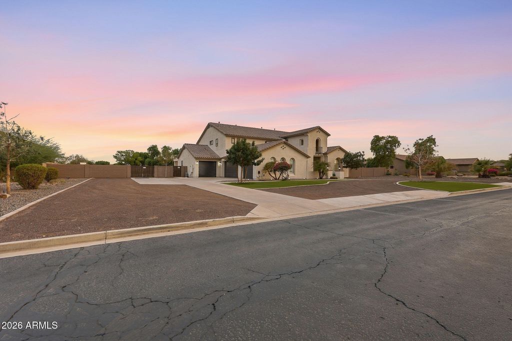 14139 W CHRISTY Drive, Surprise, AZ 85379 — photo 2