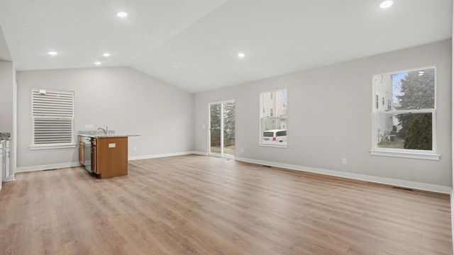 791 Reagan Lane, Milan, MI 48160