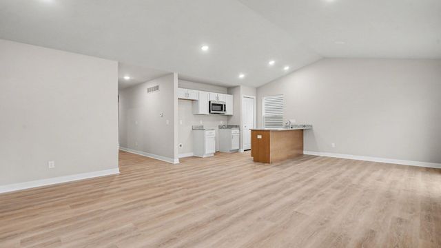791 Reagan Lane, Milan, MI 48160