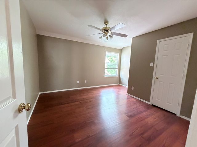 1209 Crabtree Street, Garland, TX 75040