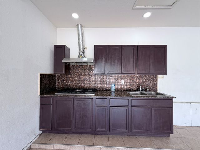 1209 Crabtree Street, Garland, TX 75040