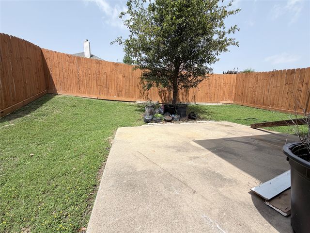 1209 Crabtree Street, Garland, TX 75040