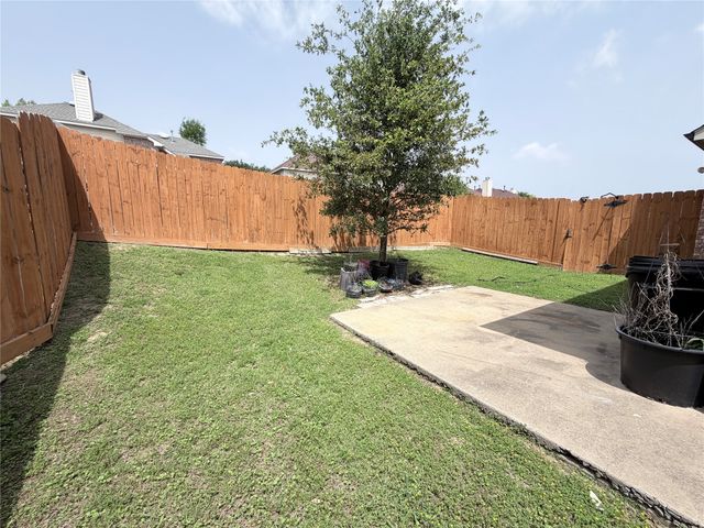 1209 Crabtree Street, Garland, TX 75040
