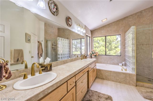 8360 Sugar Bowl Court, Las Vegas, NV 89128