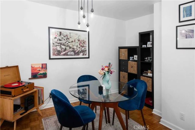 7135 Firmament 25, Van Nuys, CA 91406