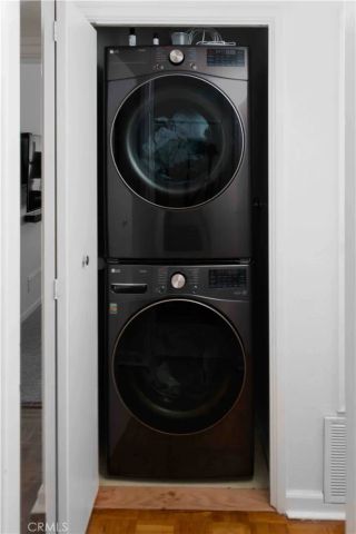 7135 Firmament 25, Van Nuys, CA 91406