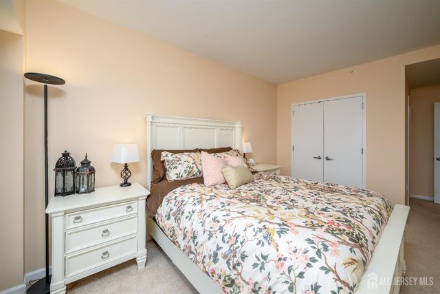 110 Somerset Street 2103, New Brunswick, NJ 08901