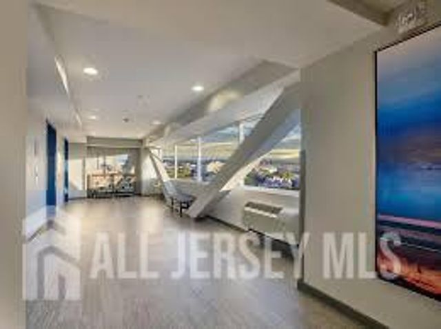 110 Somerset Street 2103, New Brunswick, NJ 08901