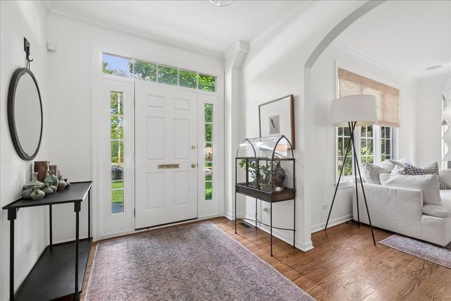 9550 Central Park Avenue, Evanston, IL 60203