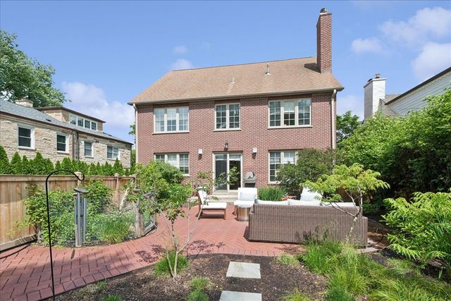 9550 Central Park Avenue, Evanston, IL 60203