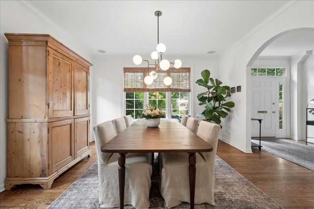 9550 Central Park Avenue, Evanston, IL 60203