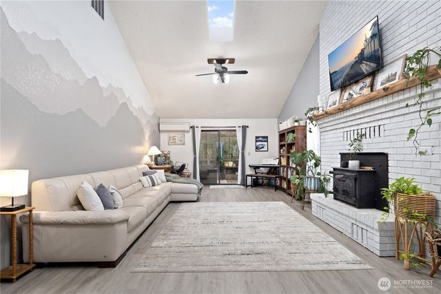 4721 East Valley Highway E, Sumner, WA 98390