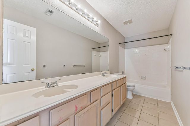 2107 Bennigan Street, League City, TX 77573