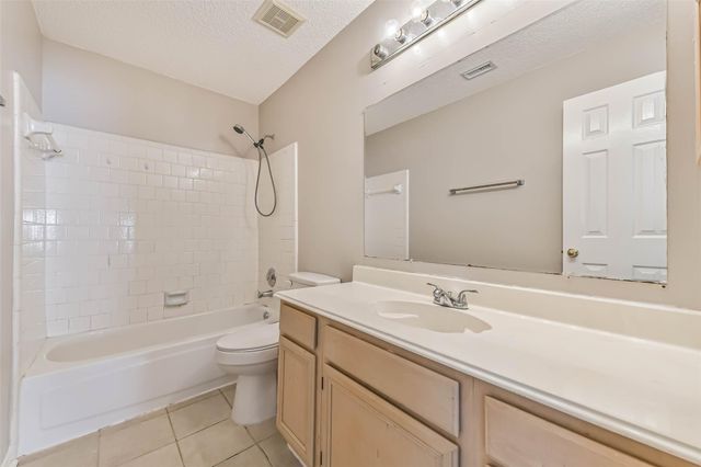 2107 Bennigan Street, League City, TX 77573