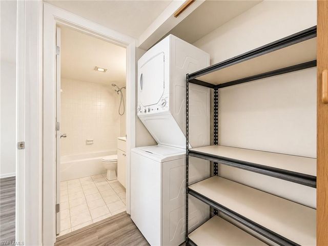2264 Winkler AVE 107, Fort Myers, FL 33901