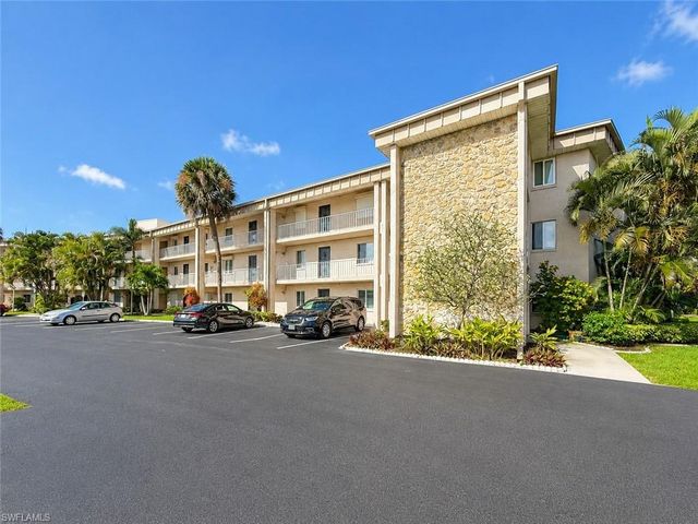 2264 Winkler AVE 107, Fort Myers, FL 33901