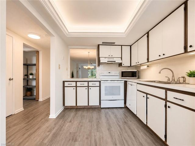 2264 Winkler AVE 107, Fort Myers, FL 33901