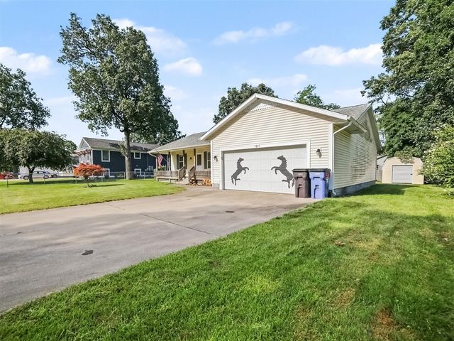 1211 Woodcrest Street, Muskegon, MI 49442