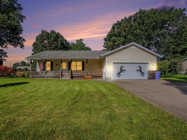 1211 Woodcrest Street, Muskegon, MI 49442