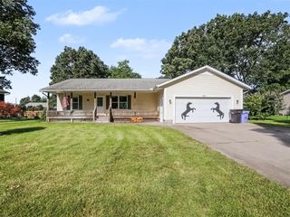 1211 Woodcrest Street, Muskegon, MI 49442
