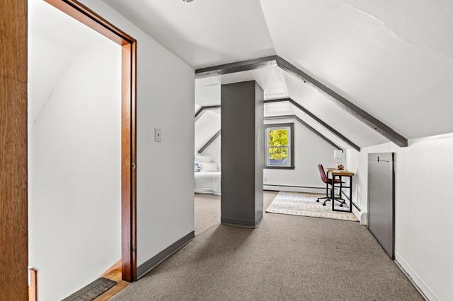 97 Pinckney St, Dracut, MA 01826