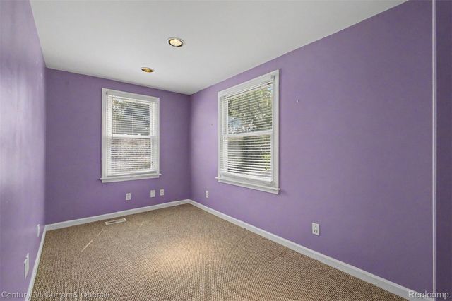24715 Oxford Street, Dearborn, MI 48124