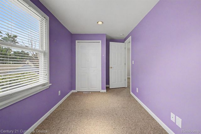 24715 Oxford Street, Dearborn, MI 48124