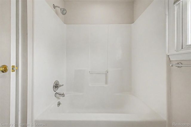 24715 Oxford Street, Dearborn, MI 48124
