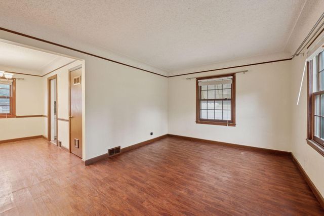 5728 28th Avenue S, Minneapolis, MN 55417