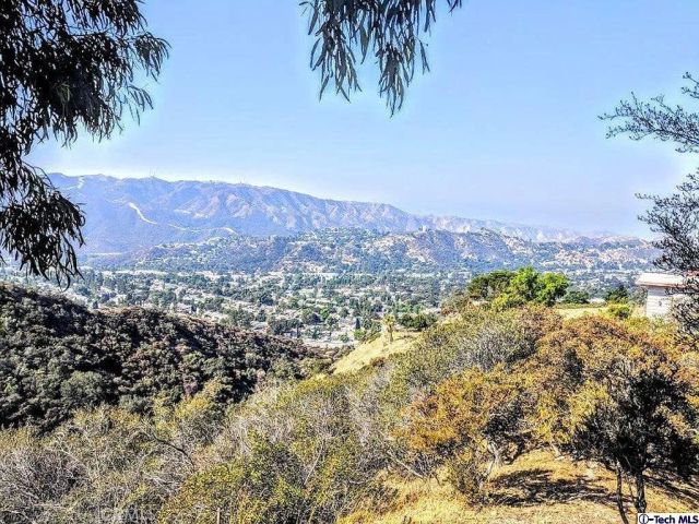 54 Sister Elsie, Tujunga, CA 90031