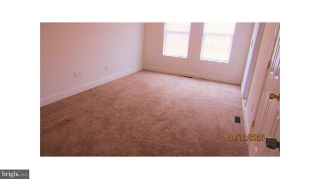 225 56TH PL NE, Washington, DC 20019