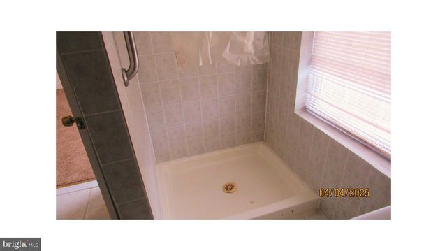 225 56TH PL NE, Washington, DC 20019