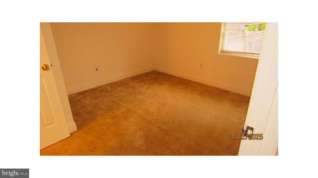 225 56TH PL NE, Washington, DC 20019