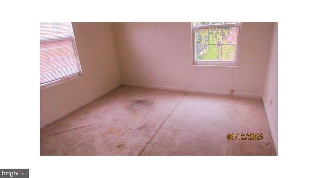 225 56TH PL NE, Washington, DC 20019