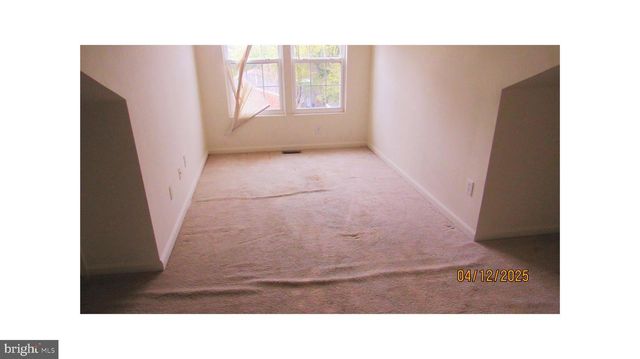 225 56TH PL NE, Washington, DC 20019