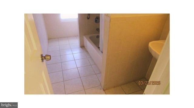 225 56TH PL NE, Washington, DC 20019