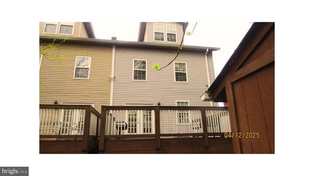 225 56TH PL NE, Washington, DC 20019