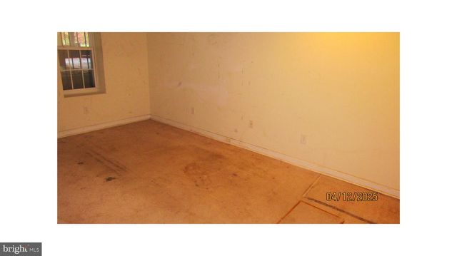 225 56TH PL NE, Washington, DC 20019