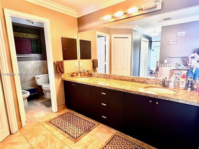 19909 SW 7th Pl, Pembroke Pines, FL 33029