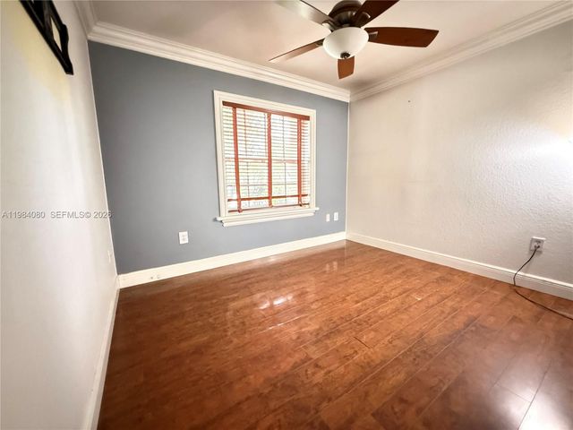 19909 SW 7th Pl, Pembroke Pines, FL 33029