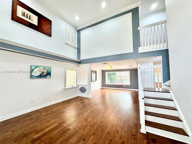 19909 SW 7th Pl, Pembroke Pines, FL 33029