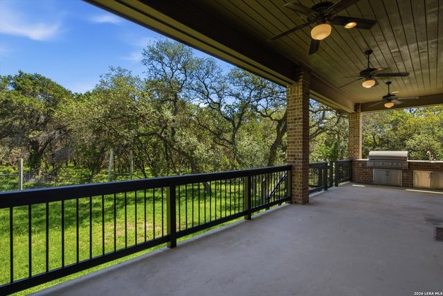 852 Hampton Oaks, New Braunfels, TX 78132