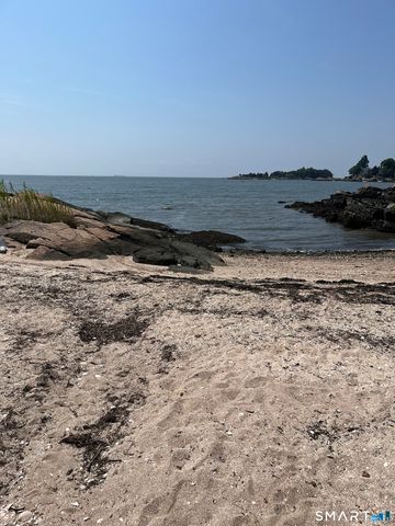 39 Little Bay Lane, Branford, CT 06405