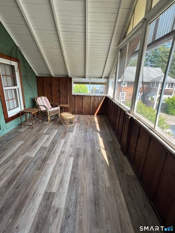 39 Little Bay Lane, Branford, CT 06405