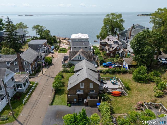 39 Little Bay Lane, Branford, CT 06405