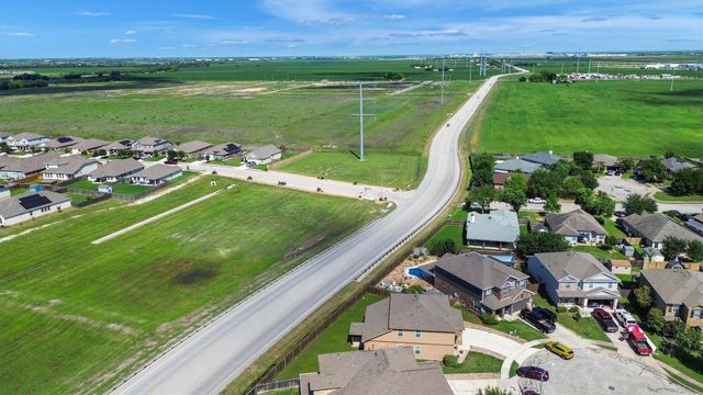 1212 Tricia CV, Hutto, TX 78634