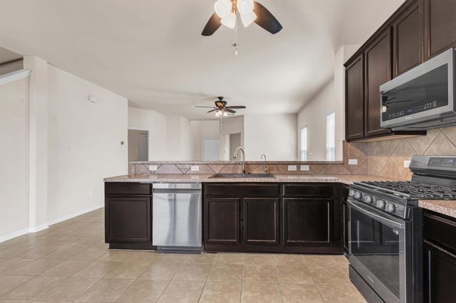 1212 Tricia CV, Hutto, TX 78634